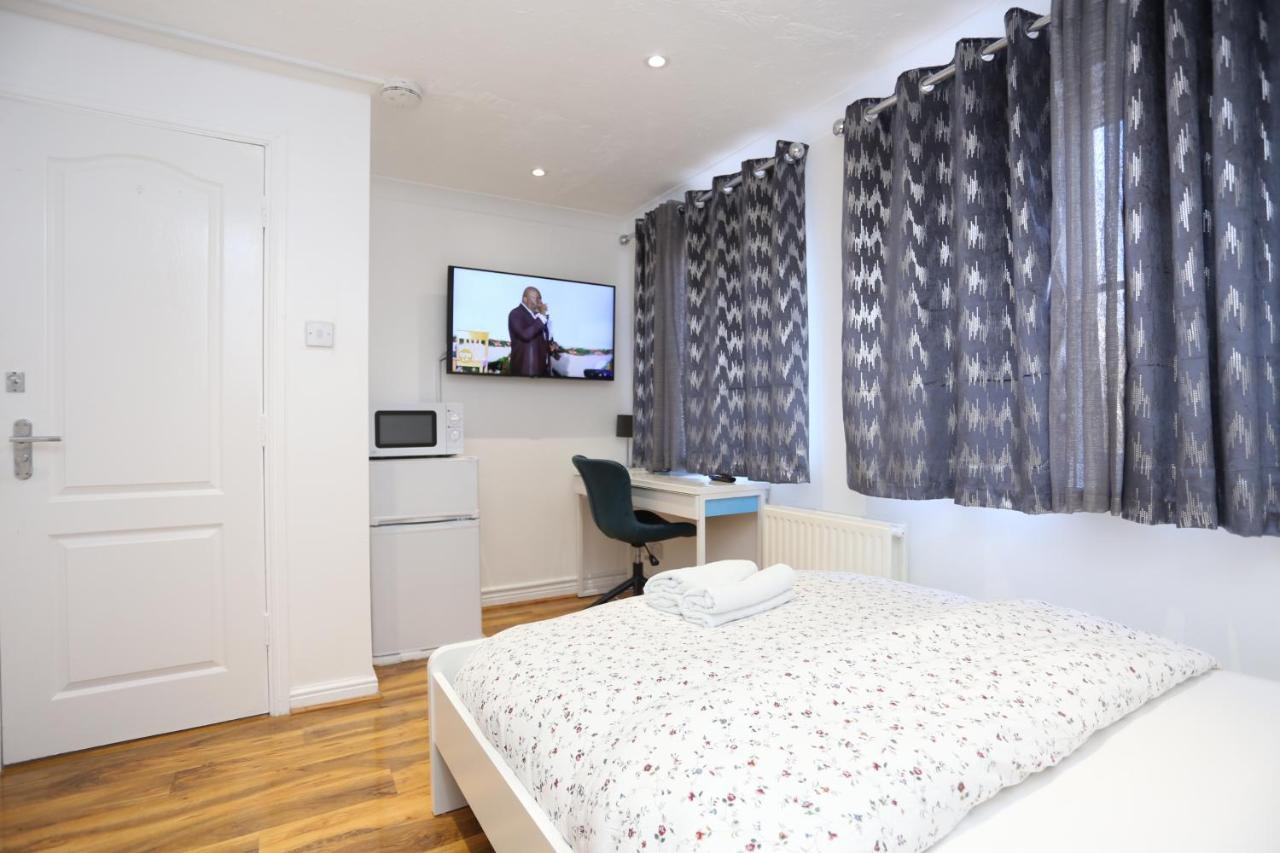 Fabulous Room With En-Suite Bathroom And Shared Kitchen Thamesmead  Luaran gambar