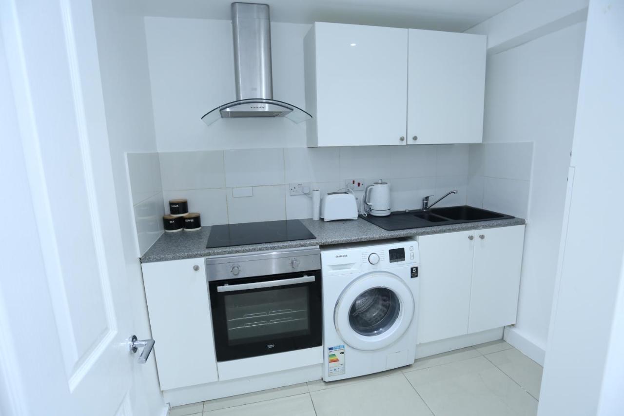 Fabulous Room With En-Suite Bathroom And Shared Kitchen Thamesmead  Luaran gambar